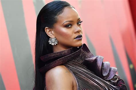 Rihanna Covers Interview Magazine Miixtapechiick