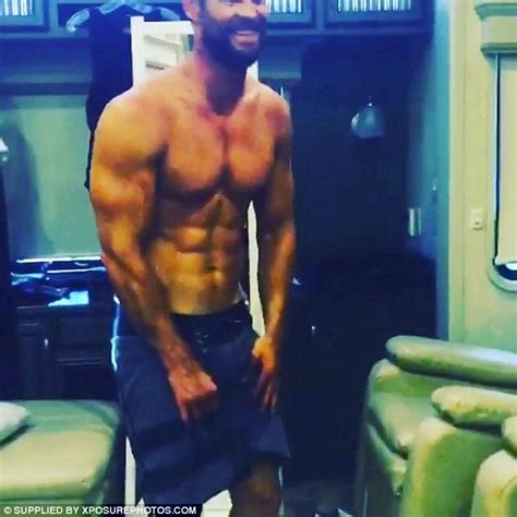 Chris Hemsworth Reveals Muscles And Chiselled Abs In Leaked Shirtless
