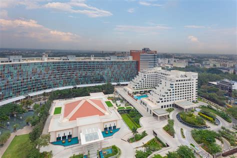 Sheraton Grand Bengaluru Whitefield Hotel And Convention Centre 𝗕𝗢𝗢𝗞