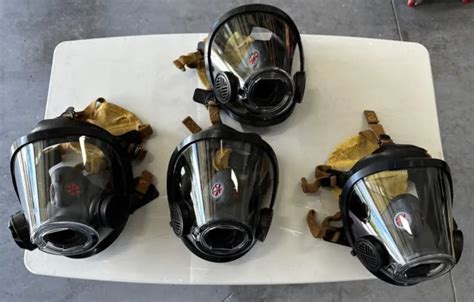 Scott Av 3000 Ht Scba Firefighter Facepiece Respirator Mask Size Med
