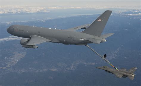 Premier Ravitaillement En Vol Pour Le Kc 46a Aerobuzz