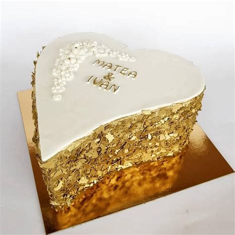 Gold Wedding Cake Decorated Cake By Tortebymirjana Cakesdecor