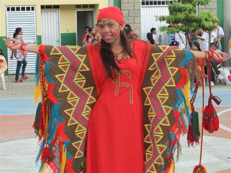 typical dress of wayuu culture colombia traje tipico de venezuela trajes tipicos colombianos