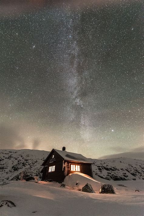 The Milky Way Above Kaldevass Winter Scenery Winter Pictures Winter