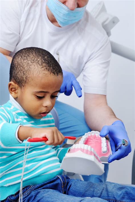 When To Visit A Pediatric Dentist Smiling Kids Pediatric Dentistry