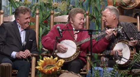 Decades Later Roy Clark And Buck Trent Reunite For ‘dueling Banjos