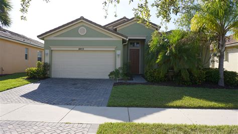 Just Listed Discover This 422 Cbs Home Heritage Oa Florida