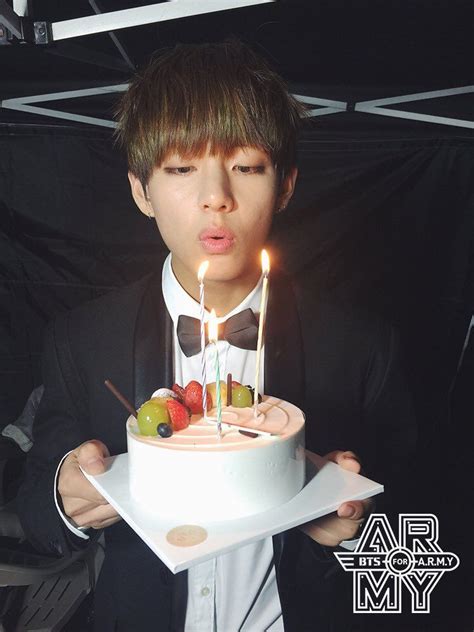 Bts Taehyung V With His Birthday Cake Bangtan Boys Bts Pinterest