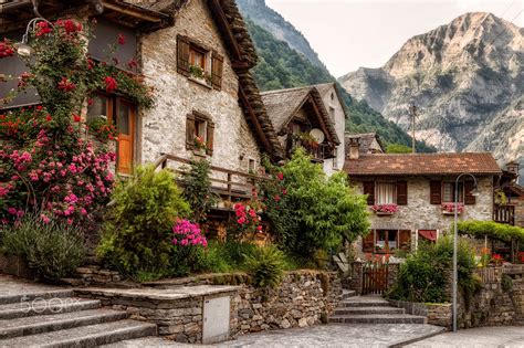 Sonogno View Of Sonogno Village Canton Ticino Switzerland