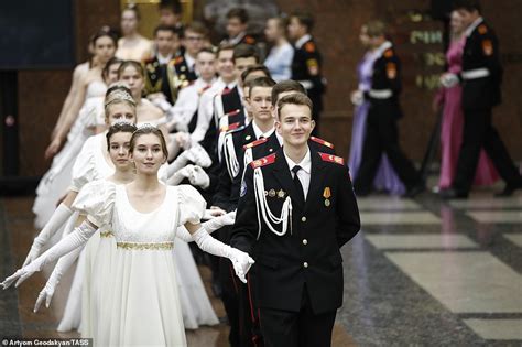 russian cadets enjoy night at kremlin cadet ball in moscow the projects world