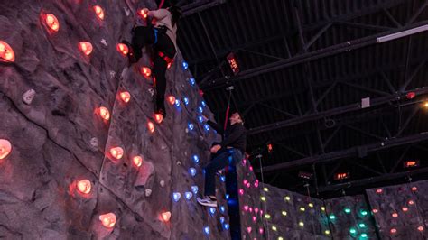 Indoor Rock Climbing Near Me Rock Climbing Wall Dallas