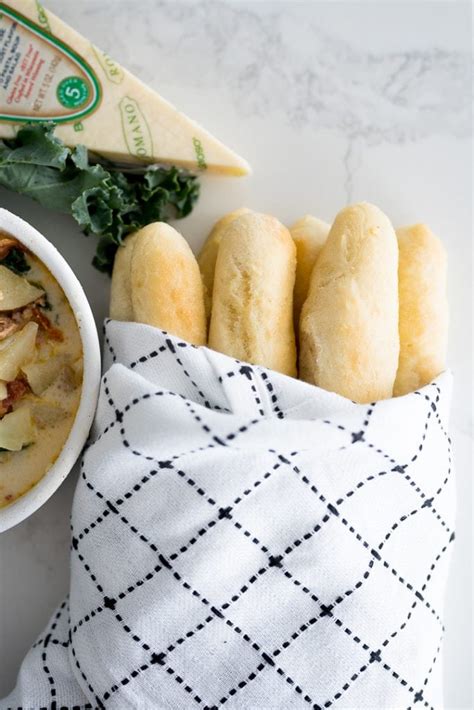 Copycat Olive Garden Breadsticks Recipe Cooking With Karli
