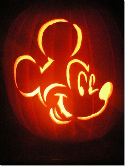 Mickey Mouse And Friends Pumpkin Carvings In 2019 Mickey Mouse