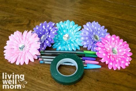 How To Make Flower Pens Cute And Simple Diy T Idea