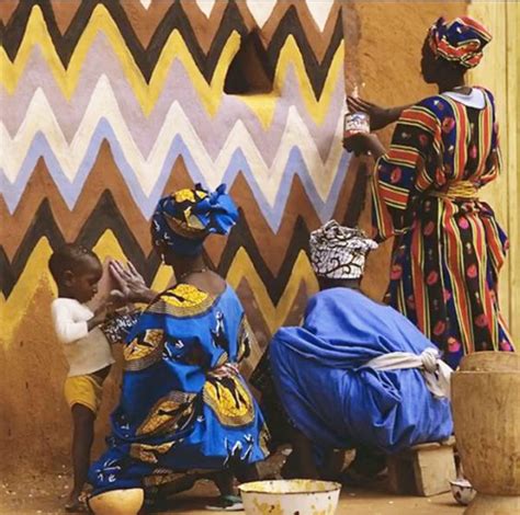 Burkina Faso Tiebele Painted Houses Are A Real Work Of Art