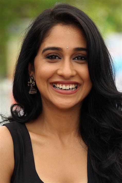 Regina Cassandra Profile Images — The Movie Database Tmdb