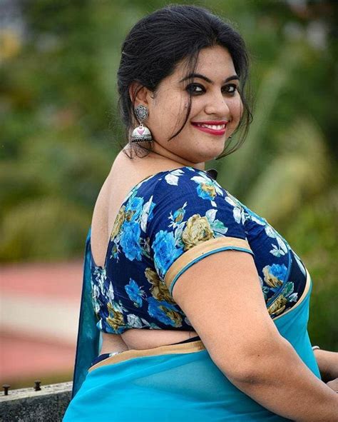 Plussizemodelsofindia Saree Curvy Nothing Is Permanent