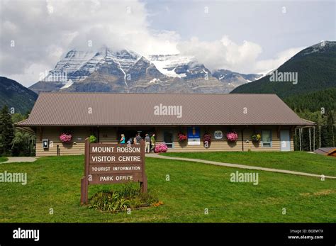 Mount Robson Dem Mount Robson Park Visitor Centre Alberta Kanada