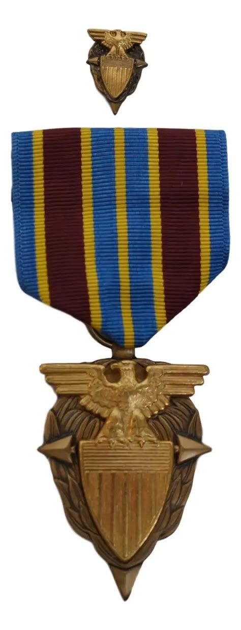 Defense Logistics Agency Meritorious Civilian Service Medal With Lapel