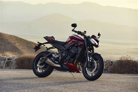 Triumph Introduces More Powerful 2024 Street Triple Lineup Updated