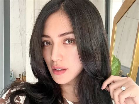 Jessica Iskandar Potong Rambut Jadi Pendek Di Tengah Kasus Penipuan