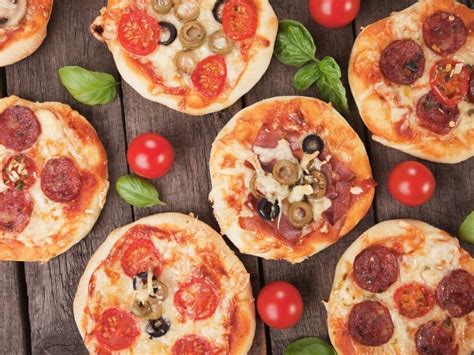 10 Popular And Common Types Of Pizza Northern Nester