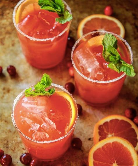 From tasting like vacation and a beach to just downright if you'd like something a little more on the tart side of fruity drinks, look no further than this tequila drink. 10 Tasty Tequila-Based Cocktails You Need to Make Right Now | Fruity alcohol drinks, Tequila ...