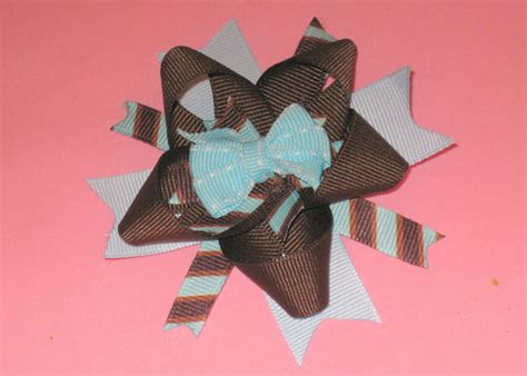 Then tie them with thread. Shared Jelly: Layered Hair Bows