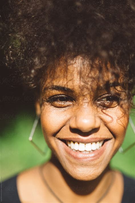 Beautiful Black Woman Portrait Del Colaborador De Stocksy Vero