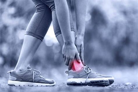 4 Ways To Strengthen Your Ankles To Prevent Sprains