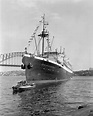 Dutch immigrant ship Johan van Oldenbarnevelt - Dutch Australia ...