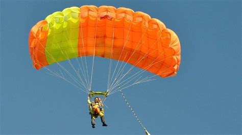 Parachutes Components Specifications And How Its Made