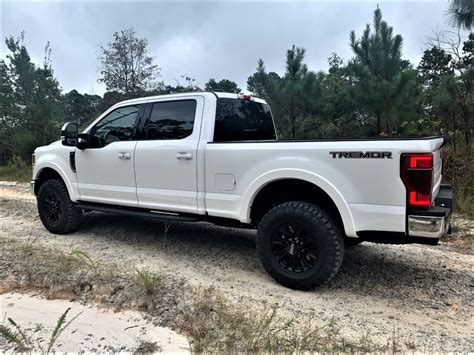 Ford F 250 Super Duty And A Trail Stomping Tremor Package Auto Doc