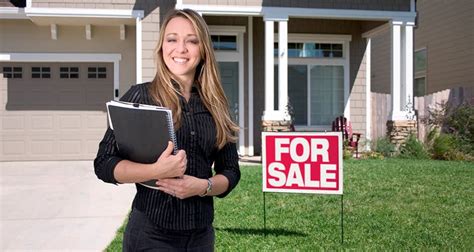 Getting your real estate license takes time and money, so you want to be absolutely sure about your decision. A Real Estate Salesman Is An Agent, But For Whom ...