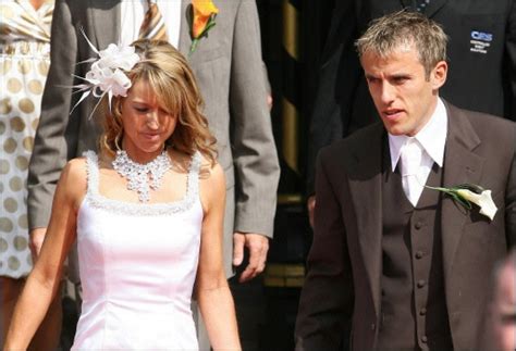 Do gary neville and emma hadfield have children? Red Carpet Wedding: Gary Neville and Emma Hadfield - Red ...