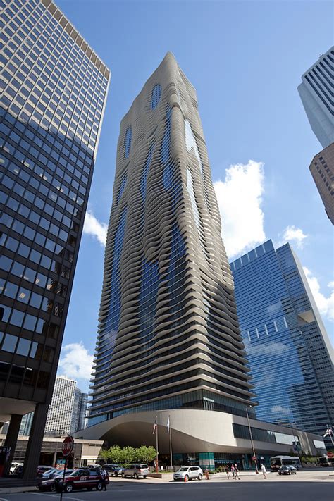 Aqua Tower In Chicago Illinois Dramatic Architecture Of A Residential