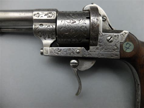 Revolver A Broche Lefaucheux Modele De Luxe Calibre 7 Mm 6 Coups