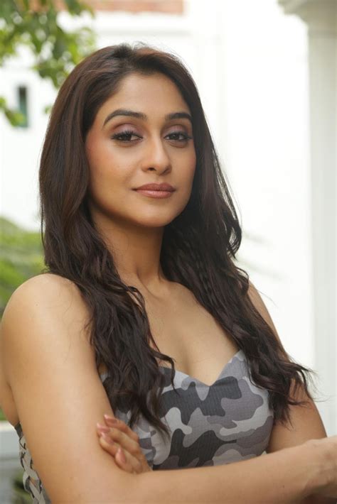 Regina Cassandra Wiki Biography Dob Age Height Weight Affairs And More Famous People