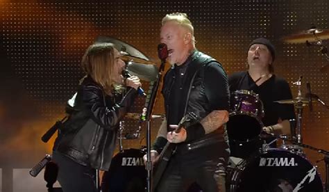Metallica Perform Tv Eye Duet With Iggy Pop In Mexico City Video