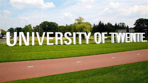 University of twente is a public research university that specializes in engineering and social/ exact sciences. University of Twente campus entrance - #utwente | Eingang ...