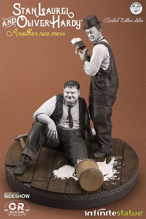 Laurel And Hardy Statue By Infinite Statue Laurel And Hardy Hardy