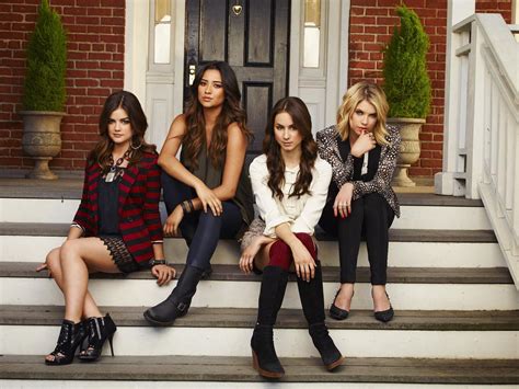 Lucy Hale And The Cast Pretty Little Liars Season 4 Promotional Shoot
