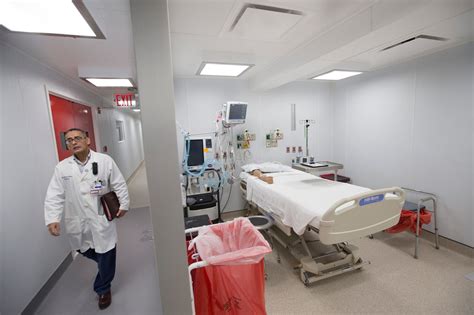 Us Hospitals Wary Of Caring For Ebola Patients Because Of Cost And