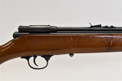 Lot Vintage Crosman 140 22cal Multi Pump Air Rifle