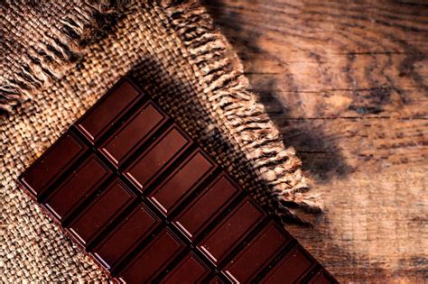 Descubre Los Sorprendentes Beneficios Del Chocolate Negro Mis Remedios