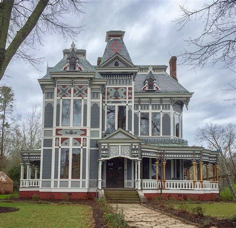 Victorian Houses Housesvictorian Twitter Victorian Architecture