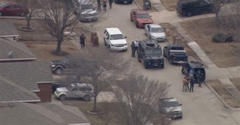 Texas Police Officer Shot Killed Suspect Dies In Standoff
