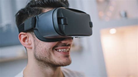 Te contamos qué es todo lo que necesitas para poder disfrutar de la realidad virtual en tu teléfono de forma satisfactoria. Los 3 mejores juegos de realidad virtual en Android ...