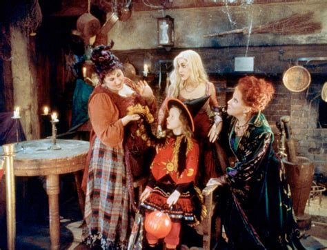 The Story Behind The Iconic Costumes Of ‘hocus Pocus Glamour