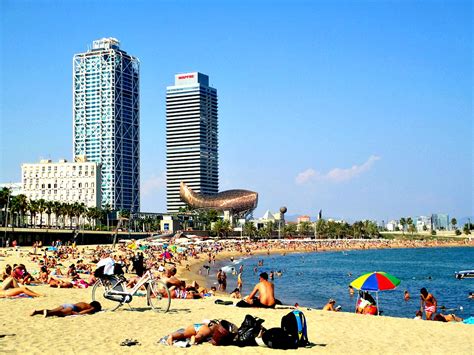 Pictures & information on the golden sandy barcelona beaches only 10 minutes from the barceloneta beach, icària beach and mar bella beach(marbella). 15 Cheap Things to do in Barcelona - Barcelona Blonde
